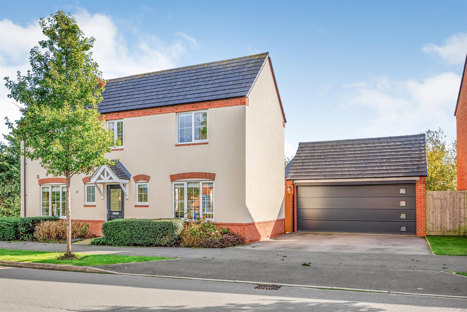 Image of Lower Farm Way, Nuneaton