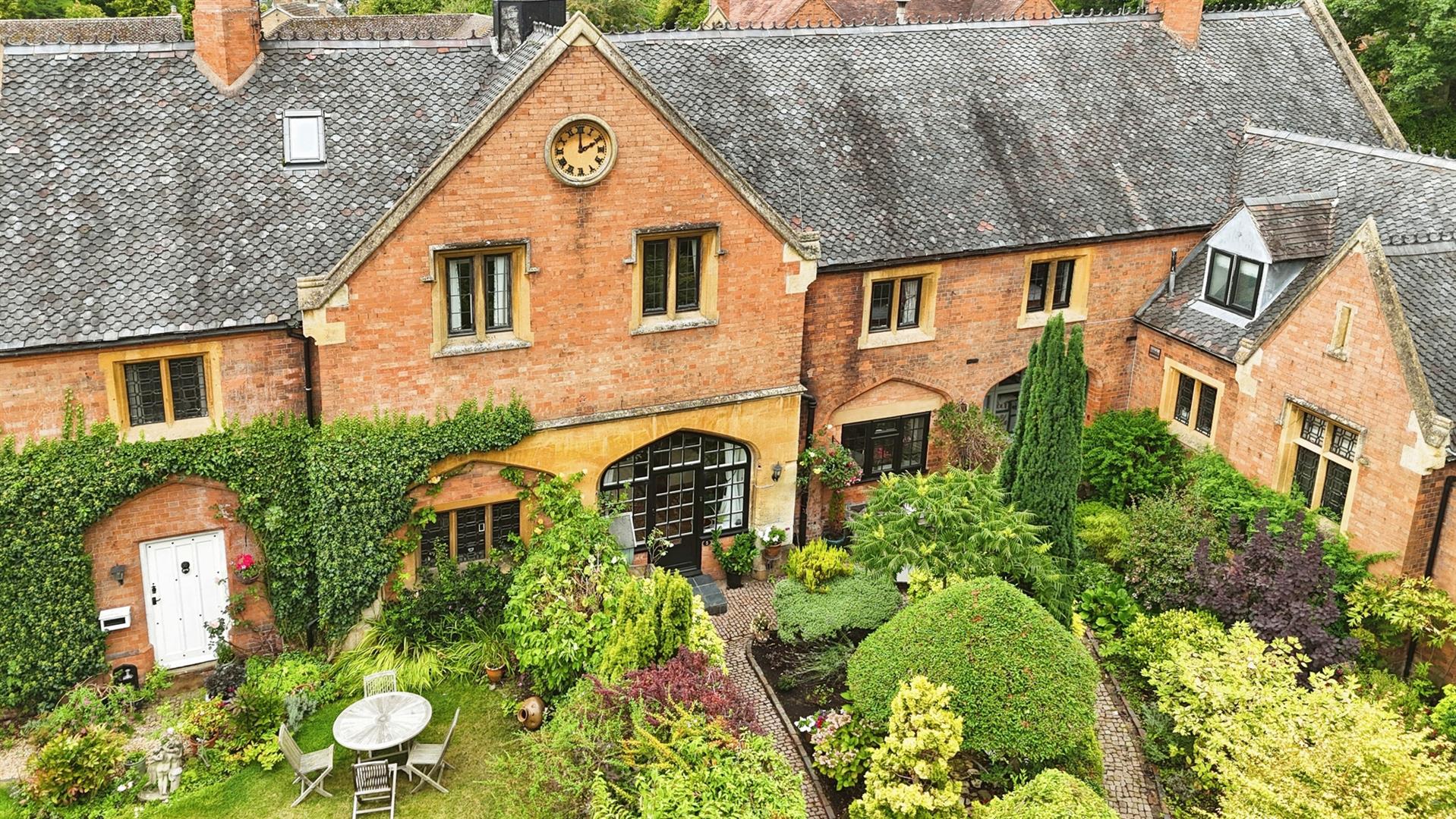 Image of Church Road, Snitterfield, Stratford-Upon-Avon