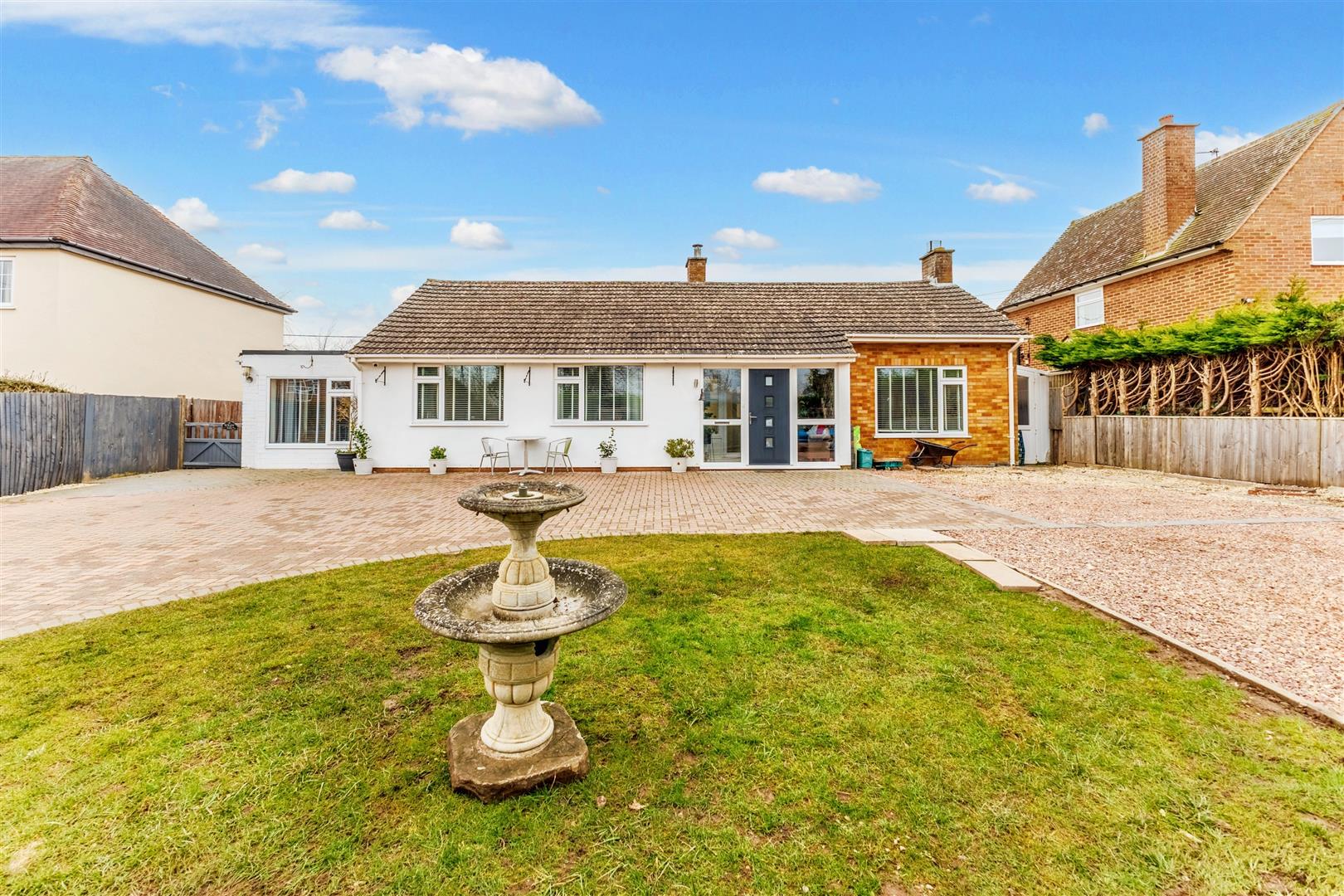 Image of Banbury Road, Ettington