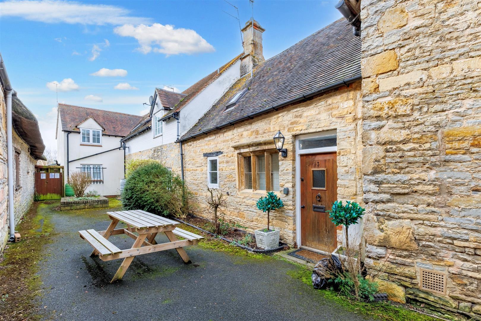 Image of Ashwin Court, Bretforton, Evesham