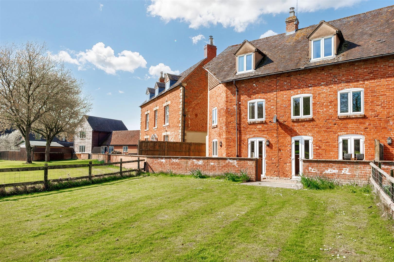 Image of Anchor Lane, Harvington, Evesham