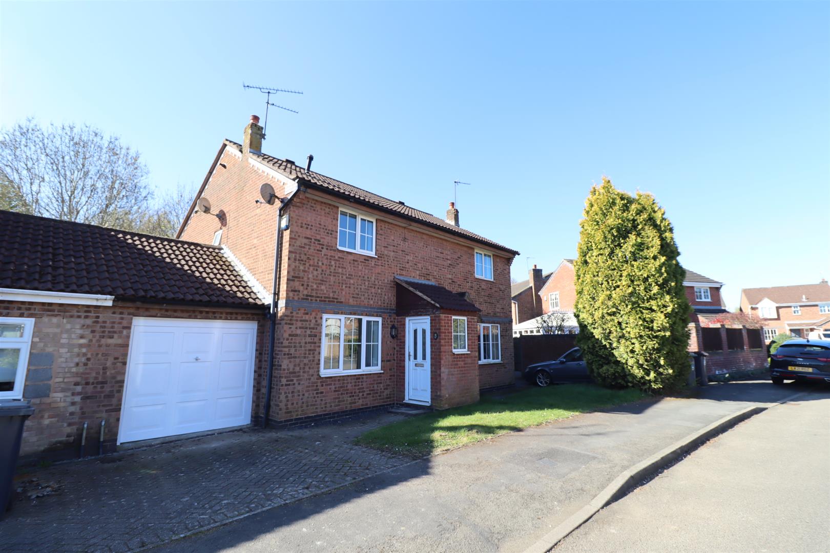 Image of Launceston Drive, Nuneaton