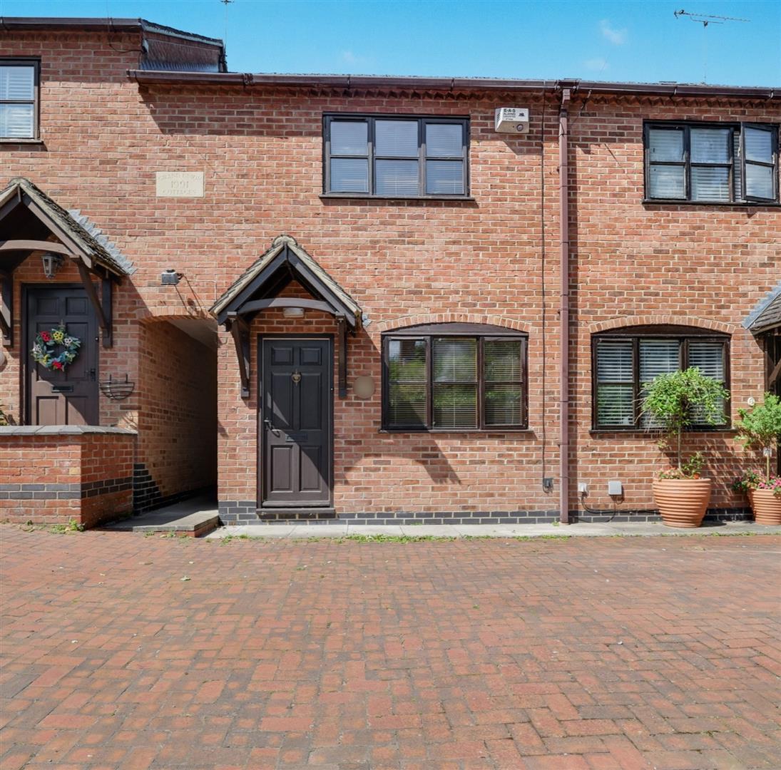 Image of Grand Union Cottages, Woodgate, Foxton