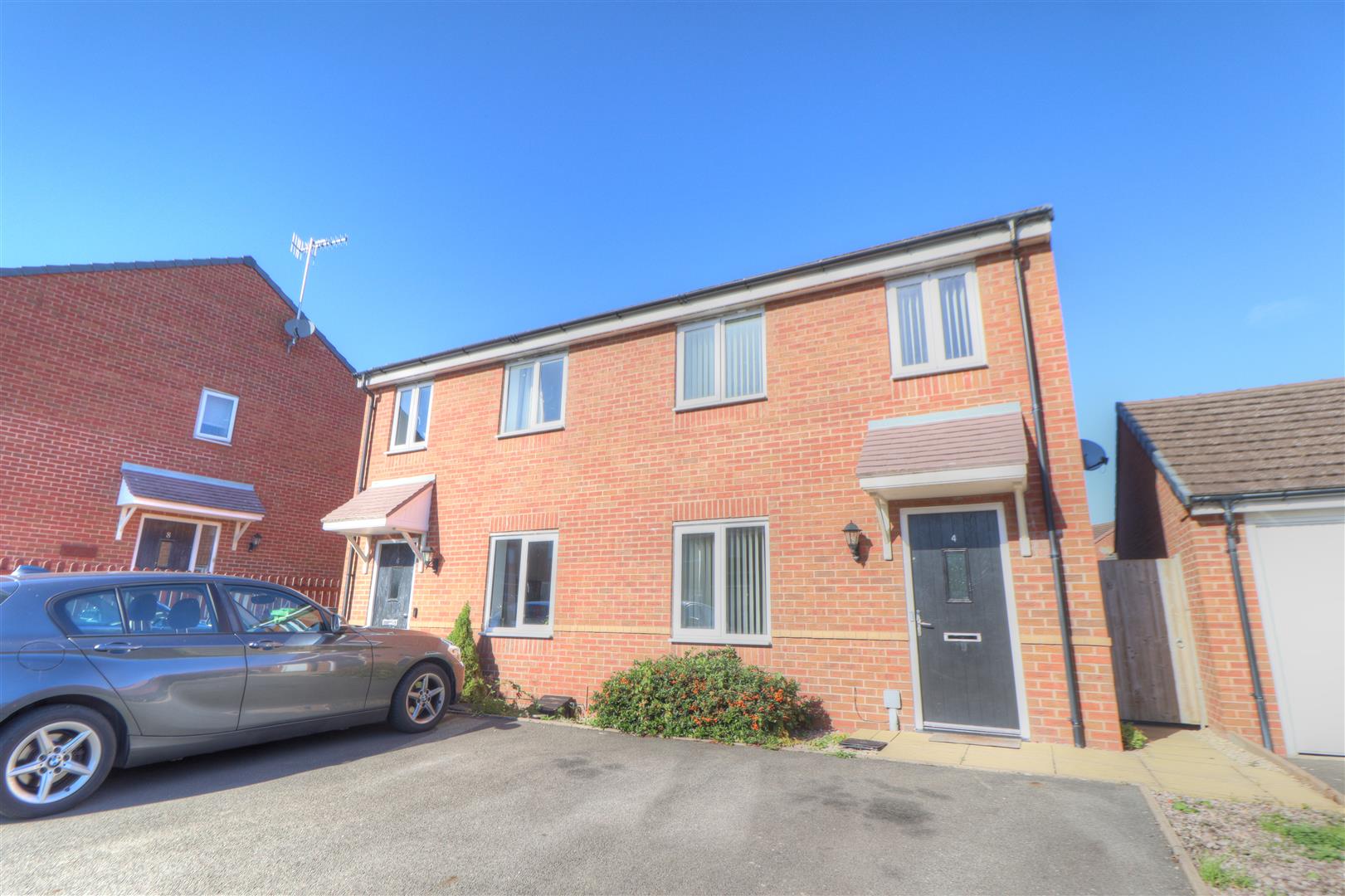 Image of Pearwood Close, Hampton
