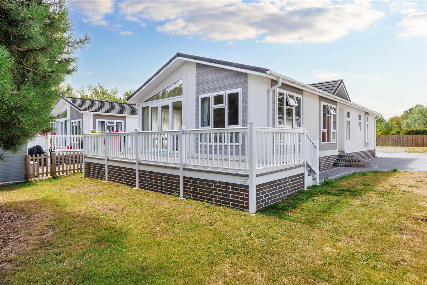 Image of Willow Park, Station Road Salford Priors