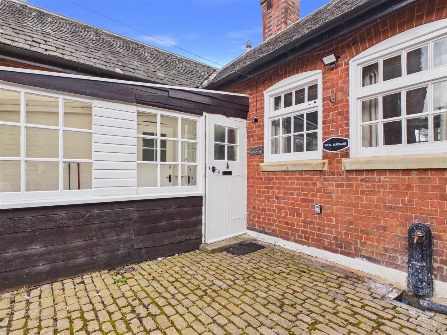 Image of Glebe Bungalow, Oadby, LE2 2LD