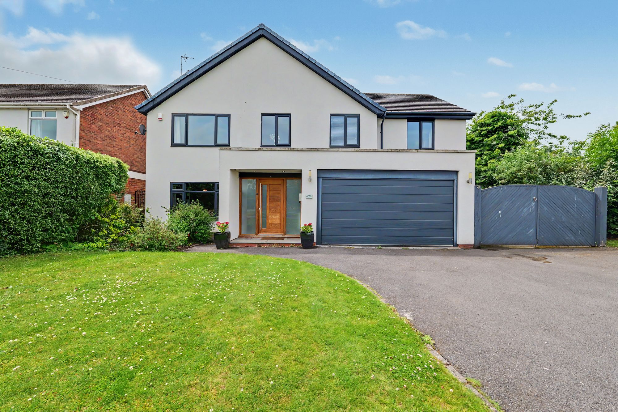 Image of Kenilworth Road, Balsall Common, CV7