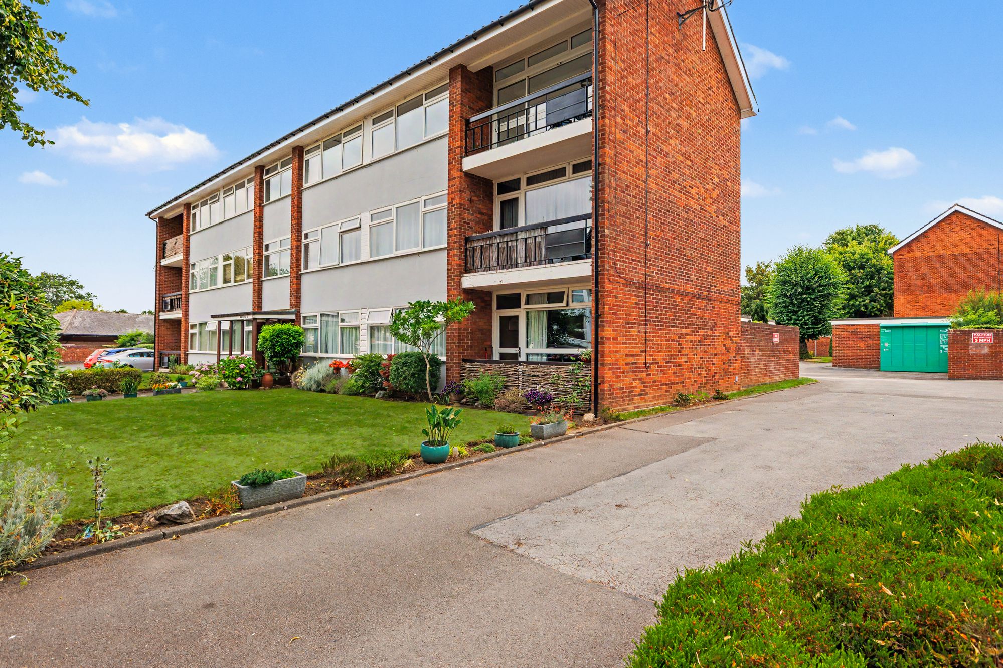 Image of Arlington Avenue, Riplingham Arlington Avenue, CV32