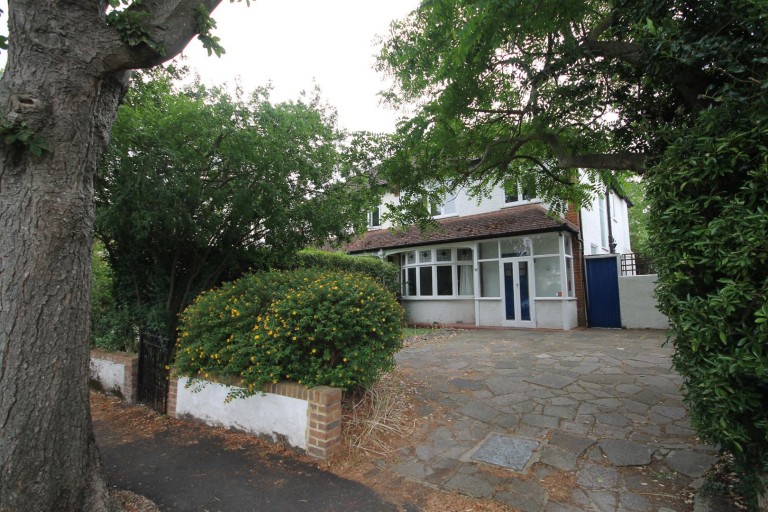 Heathdene Road, Wallington