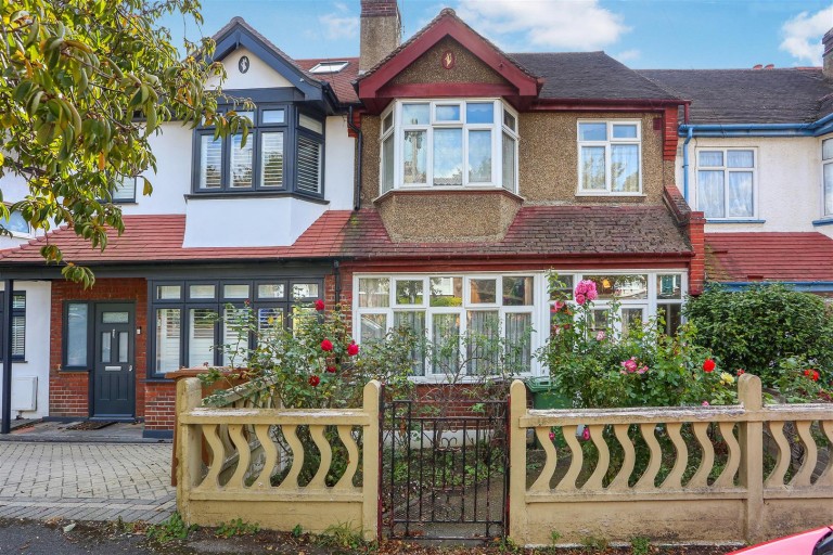 Vermont Road, Sutton