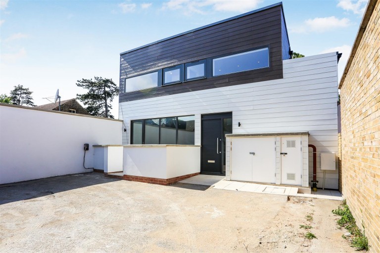 High Street, Ewell, Epsom