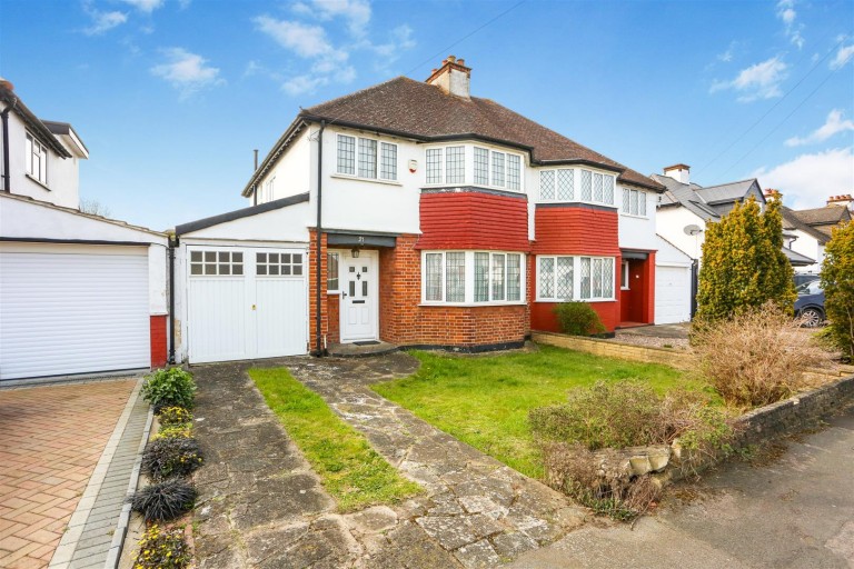 Milton Avenue, Sutton