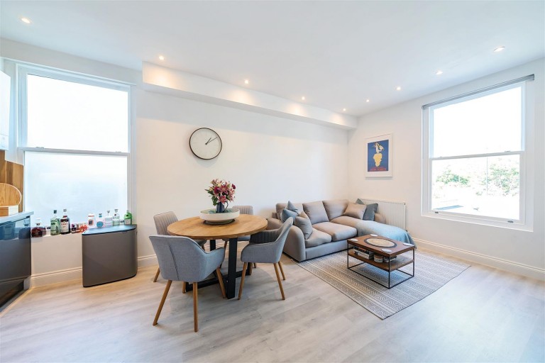 High Street, Carshalton