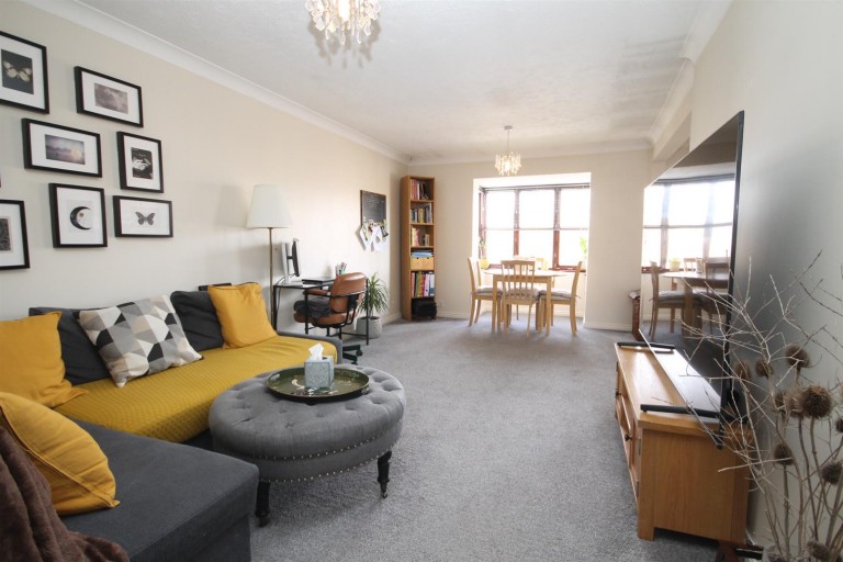 1 Violet Close, WALLINGTON