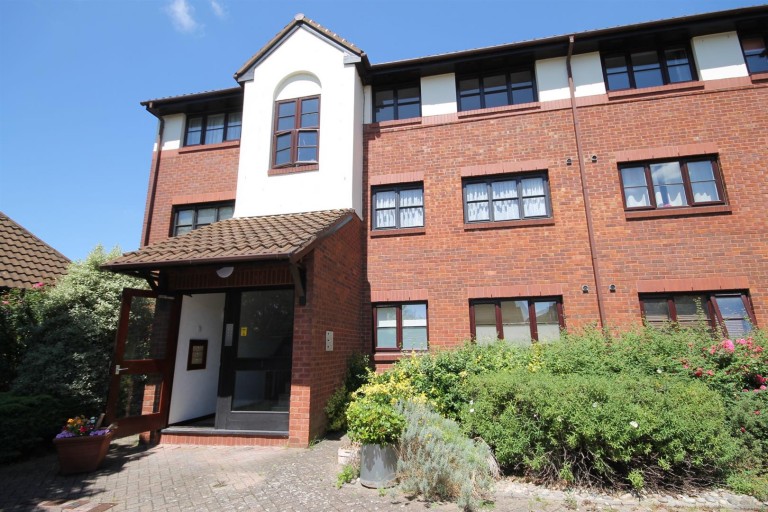1 Violet Close, WALLINGTON