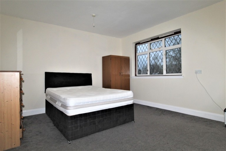 Sidney Road, Staines-Upon-Thames