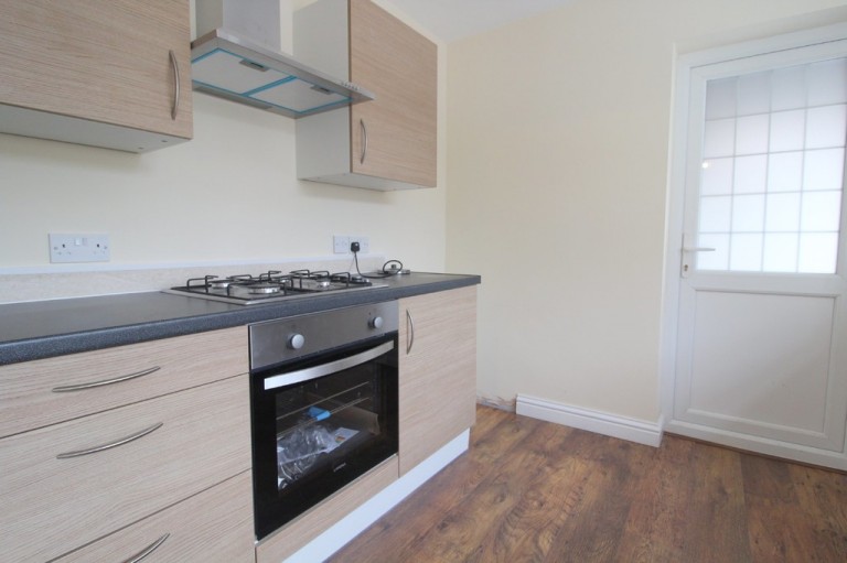 Long Lane, Staines-Upon-Thames