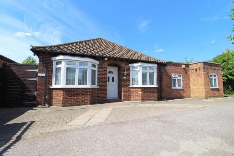 Chertsey Road, Ashford