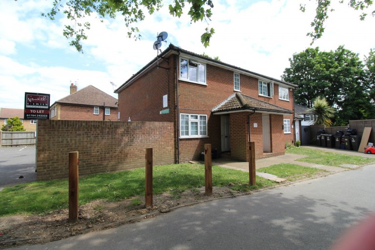 Staines Road, Feltham