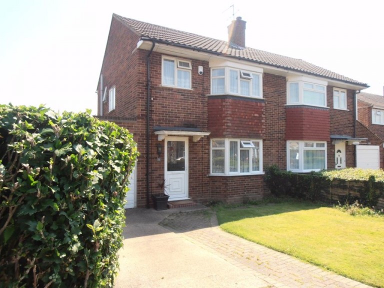 Garden Close, Ashford