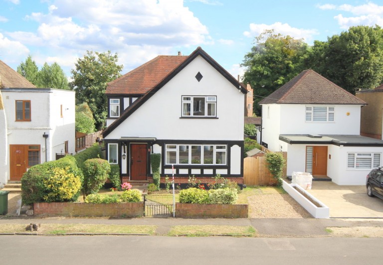 Riverfield Road, Staines-upon-Thames