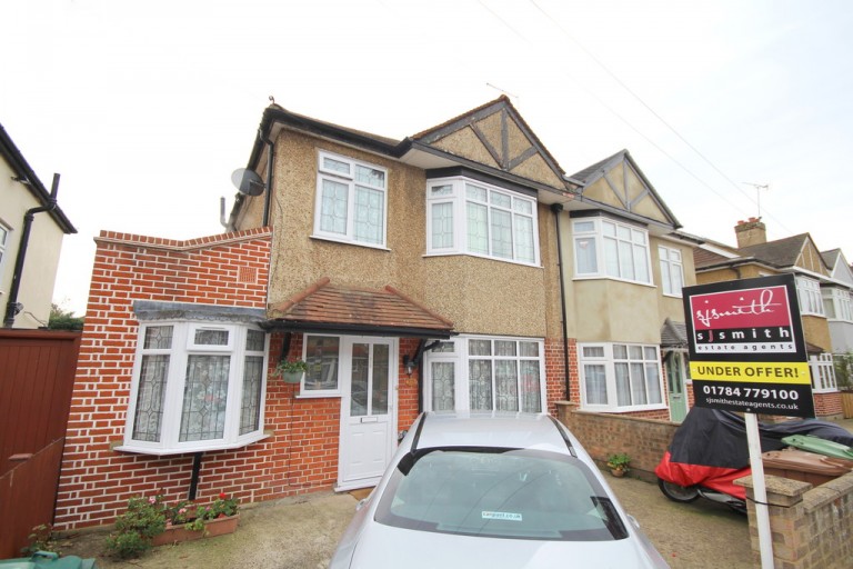 Templedene Avenue, Staines-upon-Thames