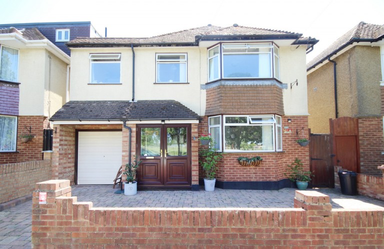 Long Lane, Staines-upon-Thames