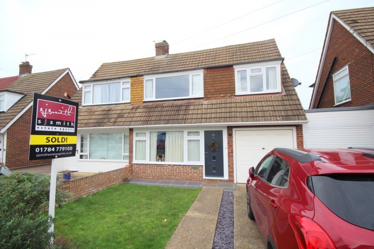 Nursery Gardens, Staines-upon-Thames