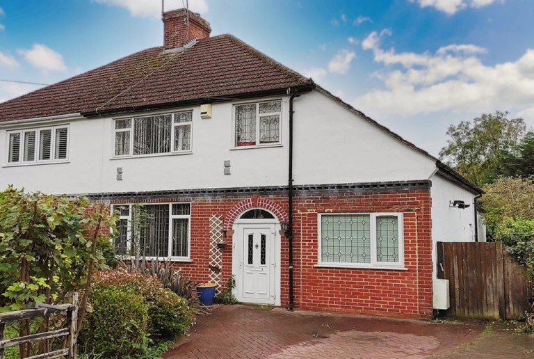 Wraysbury Road, Staines-upon-Thames