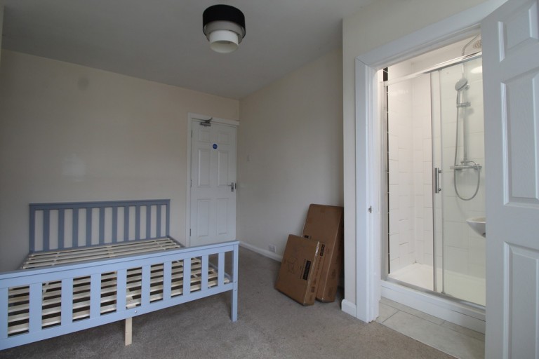 Osborne Avenue, Staines-upon-Thames