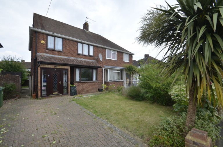 Elgin Avenue, Ashford
