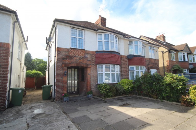 Worple Road, Staines