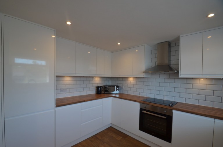Edinburgh Drive, Staines-upon-Thames