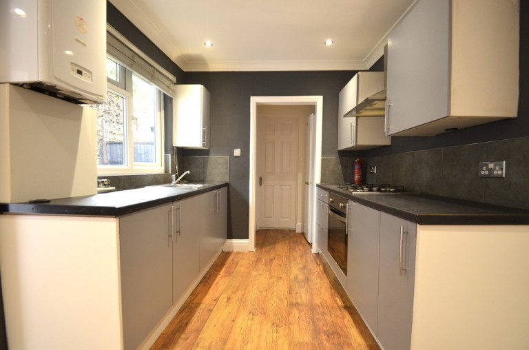 Long Lane, Staines-upon-Thames