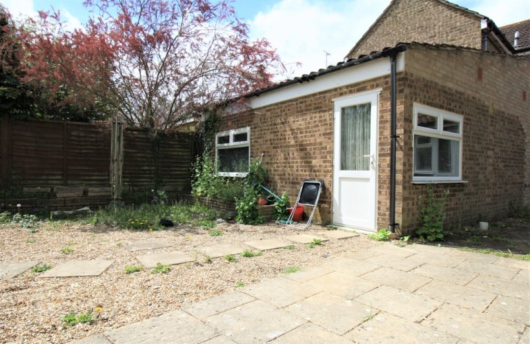 Moore Grove Crescent, Egham