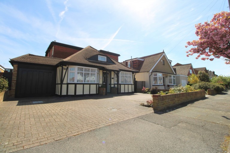 Salcombe Road, Ashford