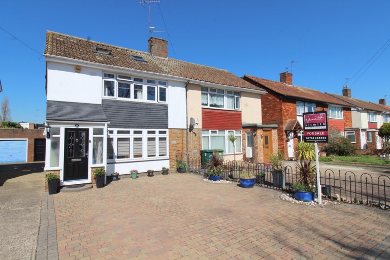 St. Marys Crescent, Stanwell