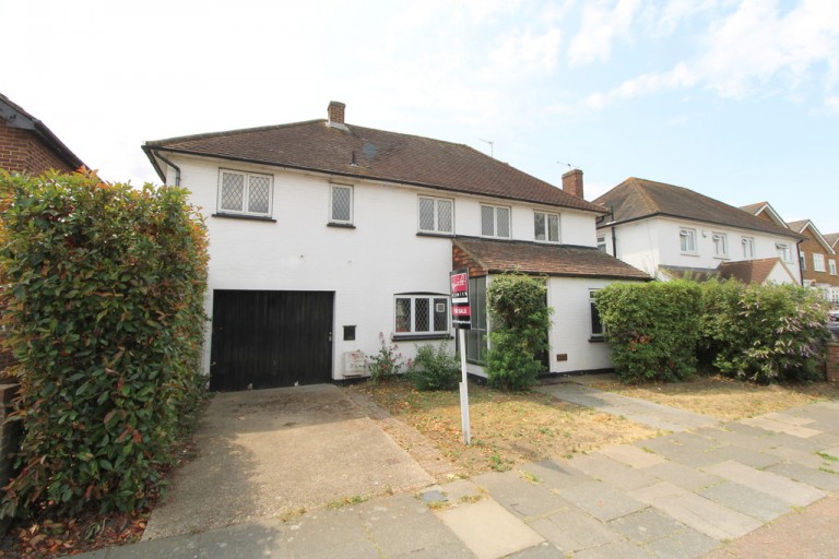 Parkland Grove, Ashford