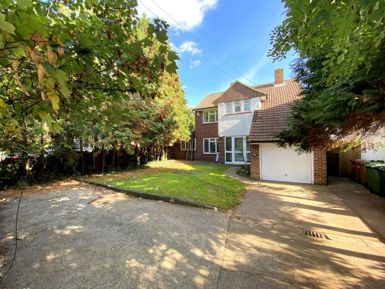 Clockhouse Lane, Ashford