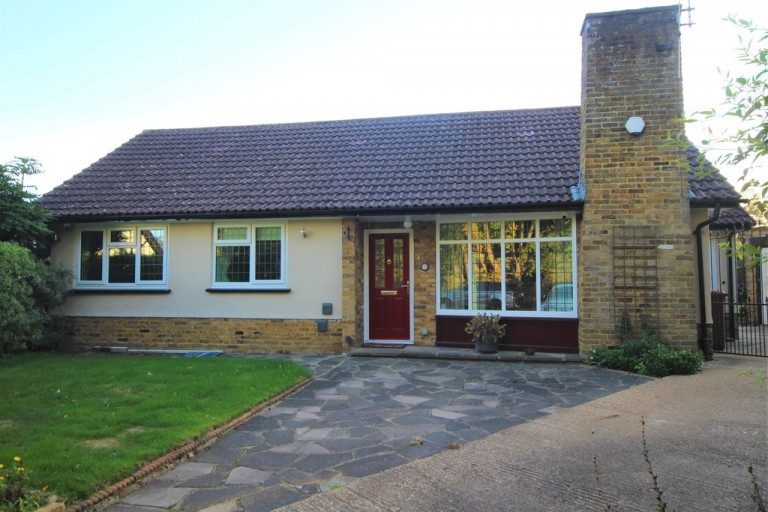 Flintlock Close, Staines-upon-Thames