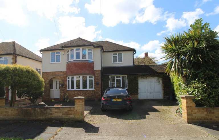 Pates Manor Drive, Feltham