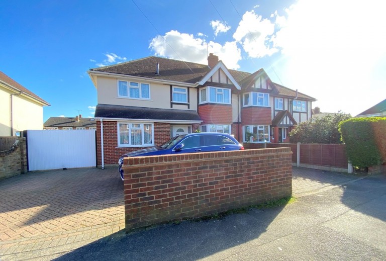 Beechwood Avenue, Sunbury-on-Thames