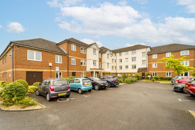 Perrin Court, Parkland Grove, Ashford