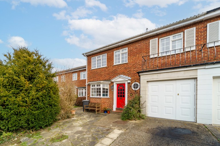 Moorfields Close, Staines-upon-Thames