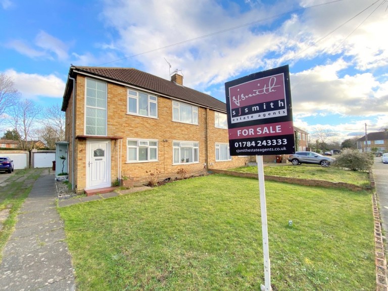 Oak Way, Feltham