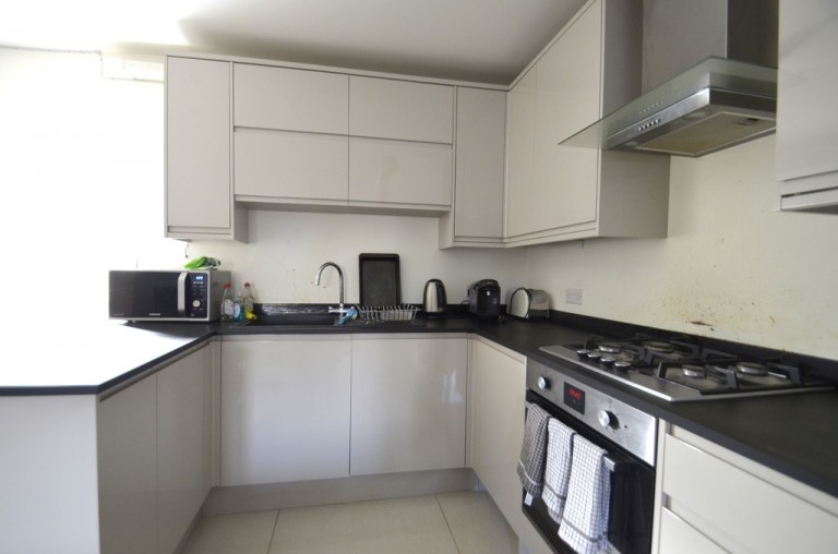 Chertsey Lane, Staines-upon-Thames