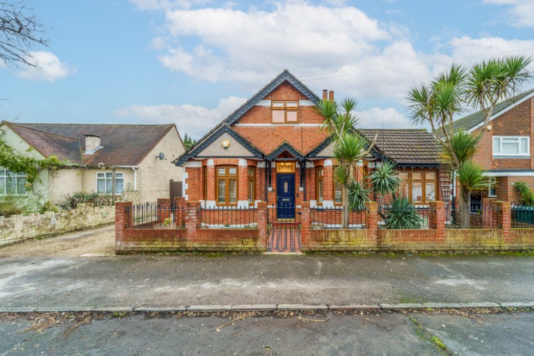 Warwick Road, Ashford