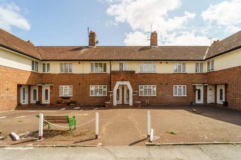 Greenview Court, Ashford