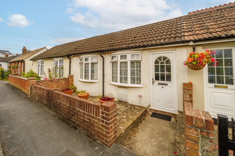 Albert Road, Englefield Green