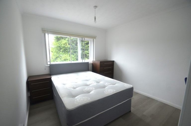 Bond Street, Englefield Green, Egham